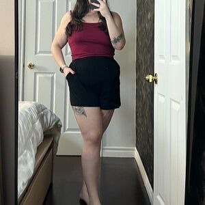 Reitmans black shorts, XL, brand new, never worn, comfortable